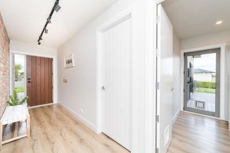 9 Paterson Lane Kelvin Grove_32