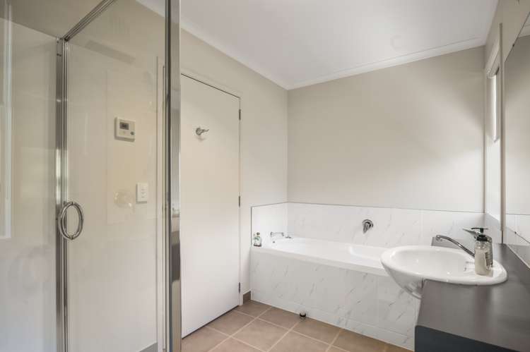 12 Mayall Avenue Beach Haven_19