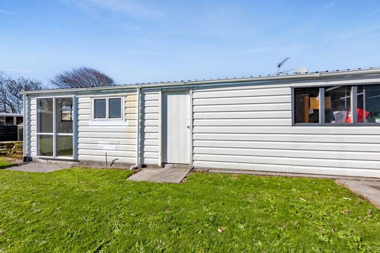 84 Glover Road Hawera_24