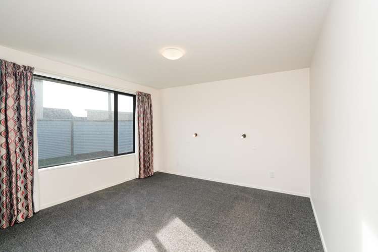 213 North Road Waikiwi_7