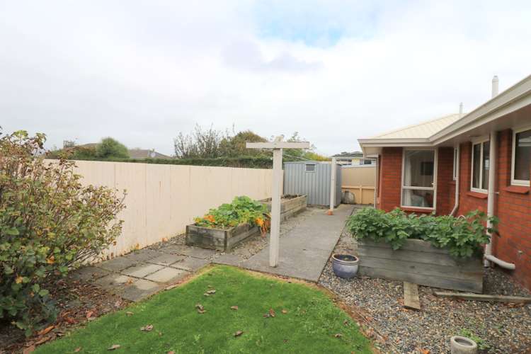 69b Clifton Street Windsor_25