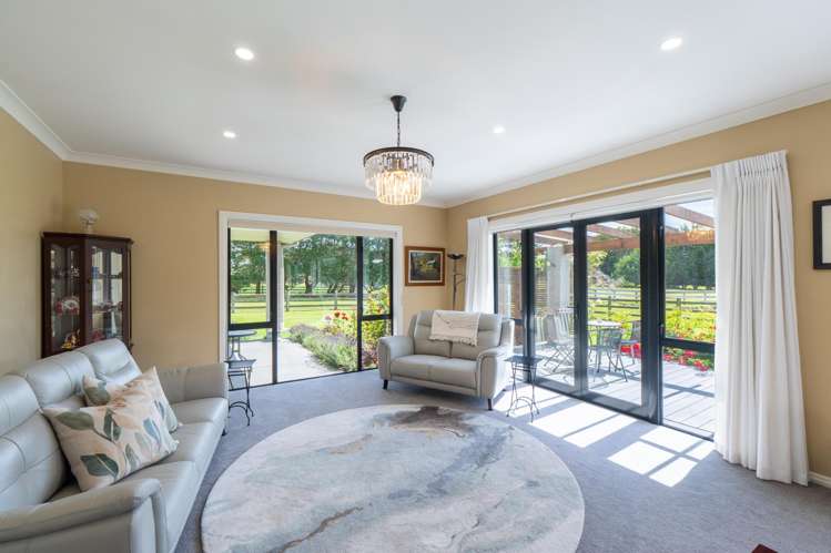 156 Otatara Road New River Ferry_17