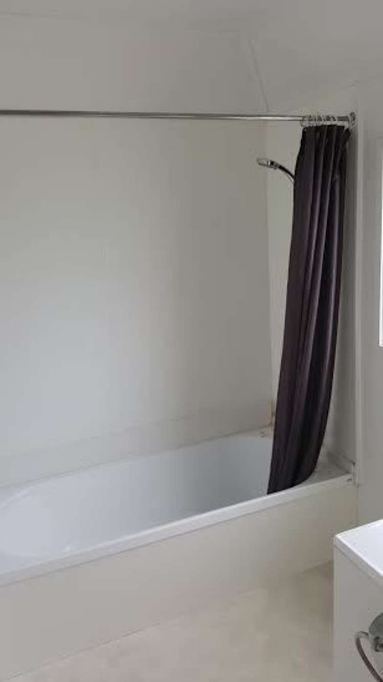 2/16b Tamahere Drive Glenfield_7