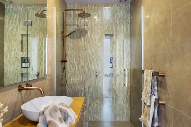 8 Spur Ridge Rise, Hanley's Farm Jacks Point_27