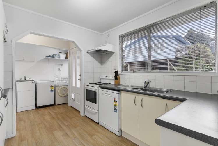 1/34 Opal Avenue Pakuranga_5