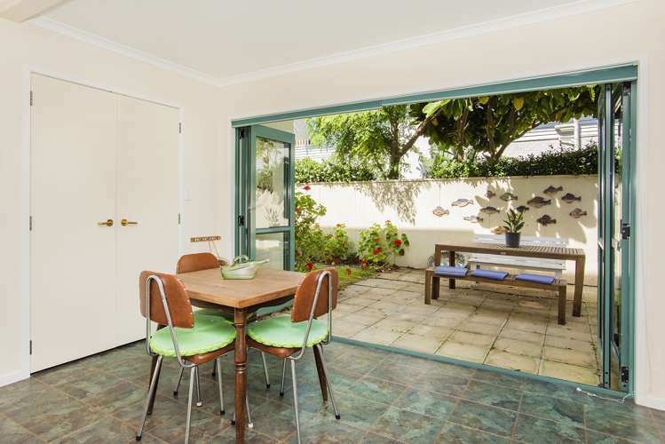 64 Moana Road Okitu_15