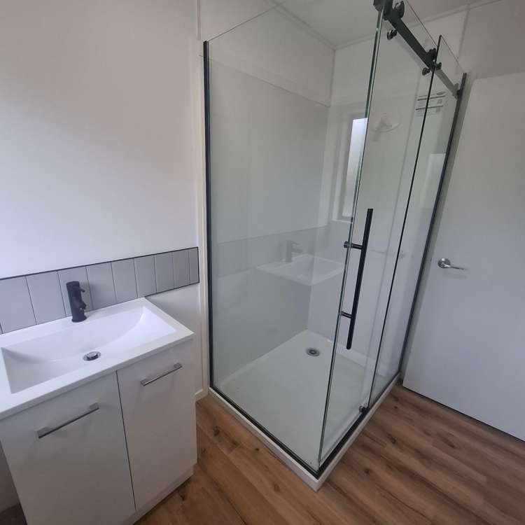  B/52 Seddon Street Waikanae_14