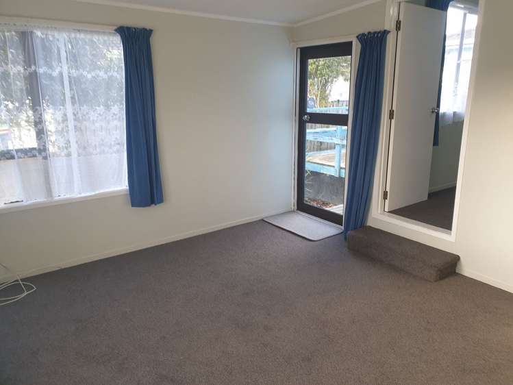 12 Edwin Freeman Place Ranui_15
