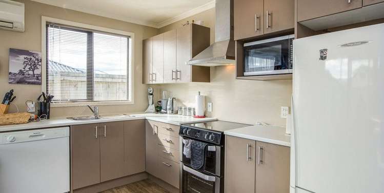 1/63 Royal Crescent Saint Kilda_6