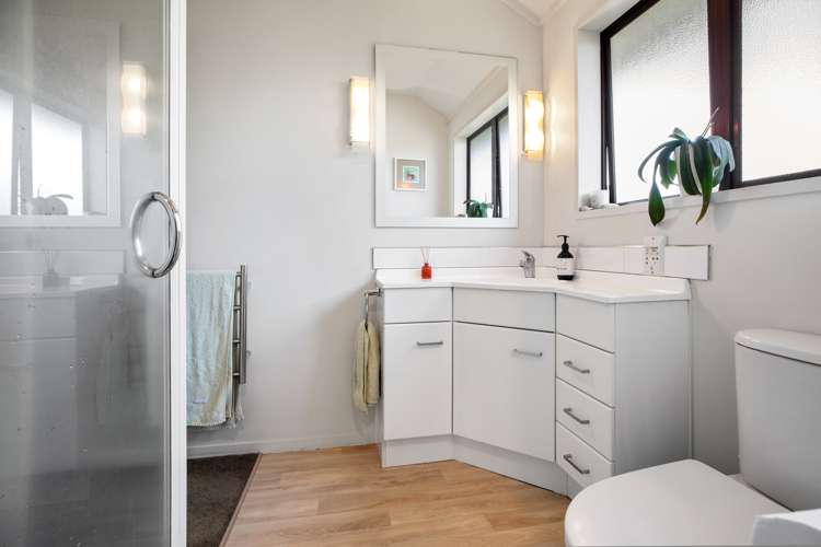 20 Pamela Place Otumoetai_10