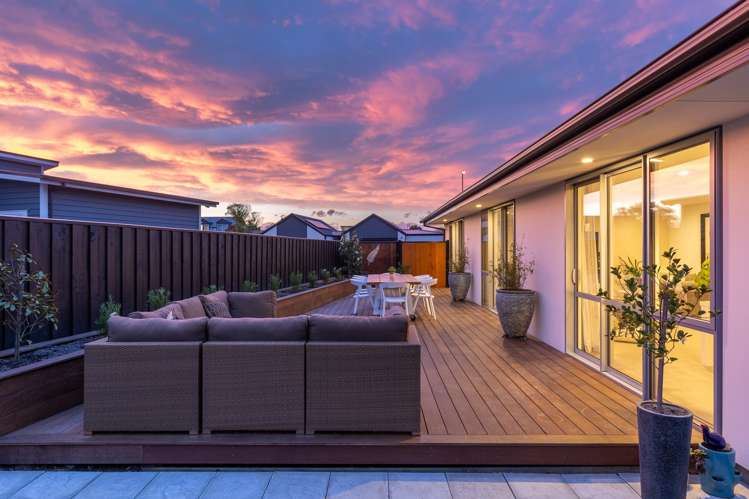 8 Irvines Track Halswell_28