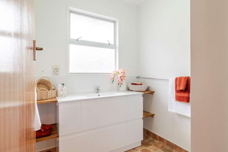 2/175 Park Road West End_14