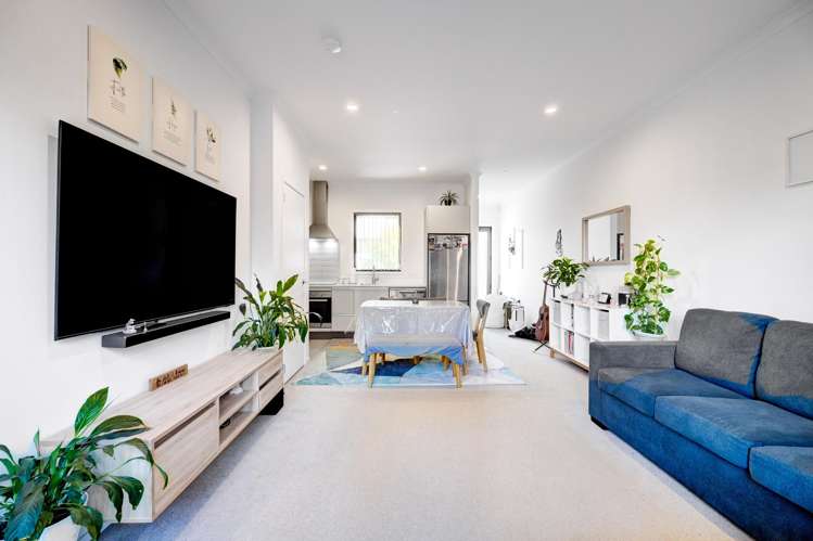 105 Squadron Drive Hobsonville_5