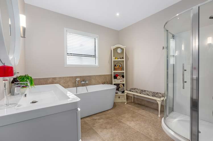 39 Saunders Close Whitby_18
