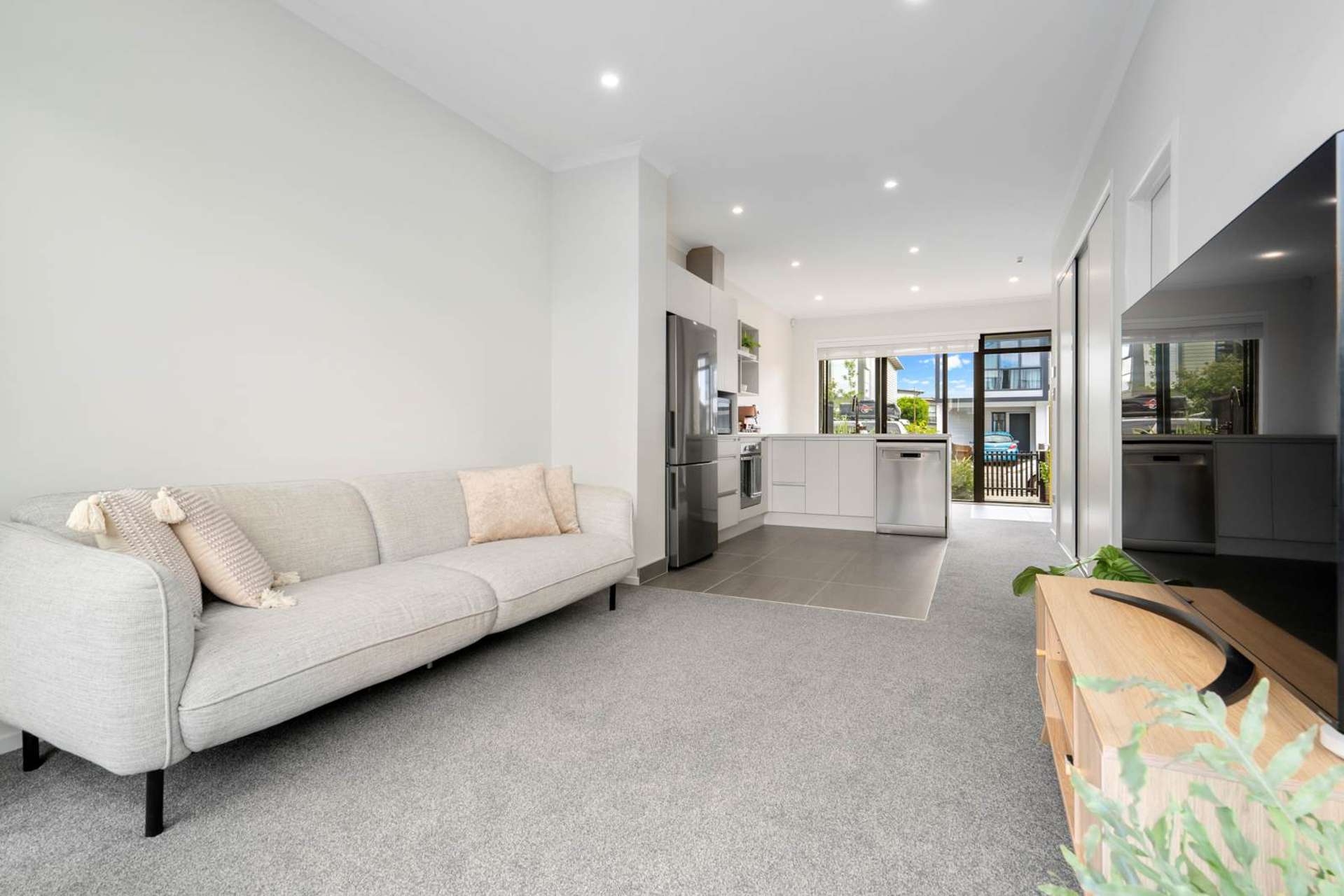 4 Walter Merton Road Hobsonville_0