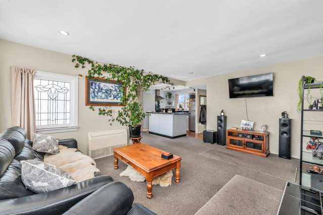 15 Ranui Street Hei Hei_2