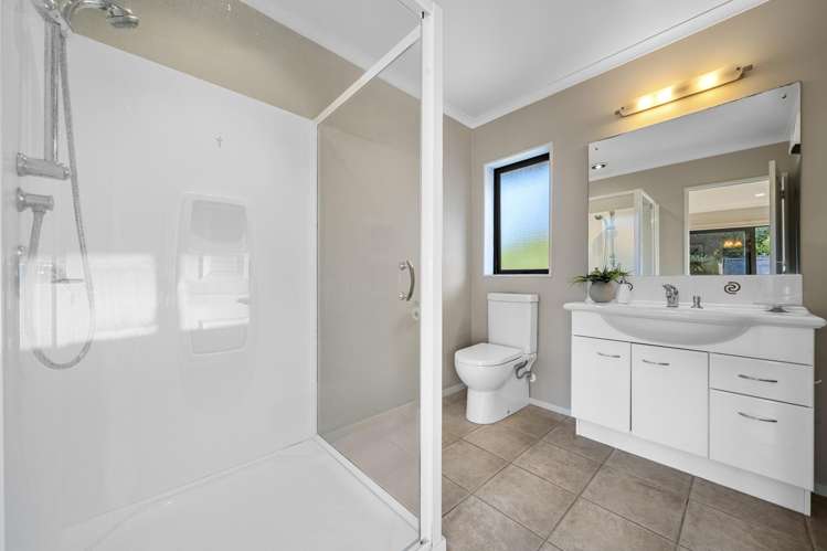 62 Lough Bourne Drive Pukekohe_7