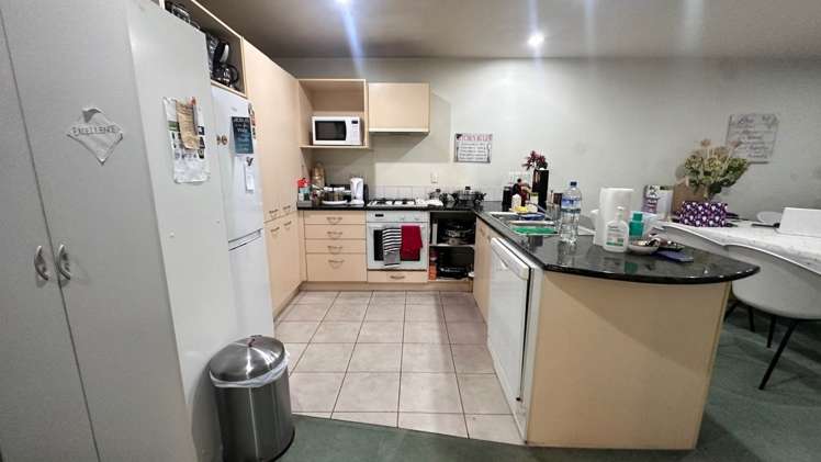 7a/196 Hobson Street Auckland Central_1