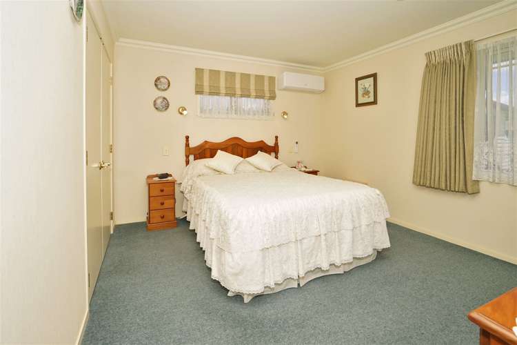 8 Button Lane Taupiri_9