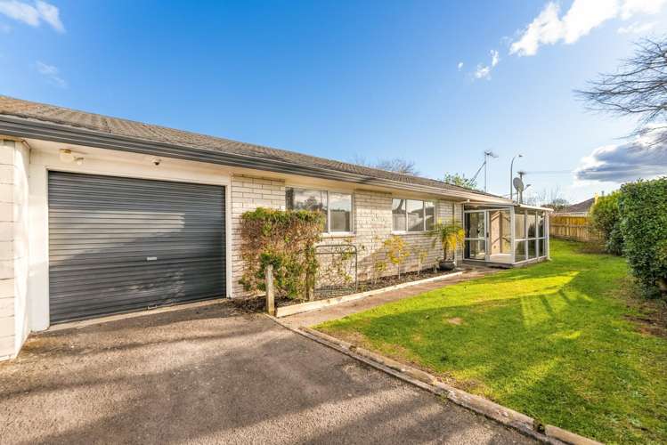 62A Pemberton Crescent Greerton_0