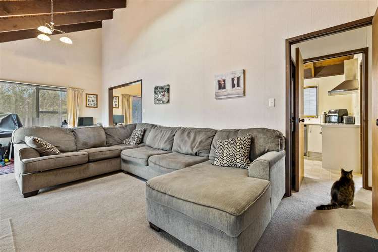 44 Nui Mana Place Te Atatu South_7