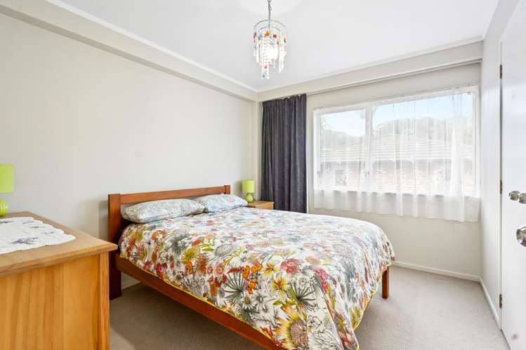 6/2 Vale Road Riverside_11