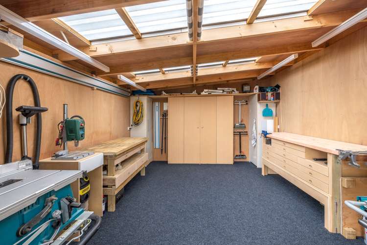 1 Kennedy Point Road Surfdale_28