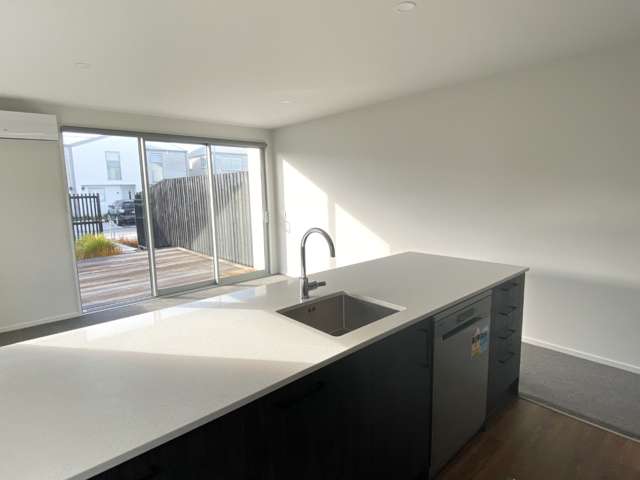 1/94 Cobham Street 10222_3