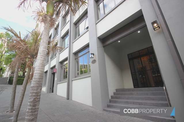 GREAT VALUE  - QUIET APT - IN GREAT LOCATION !!!