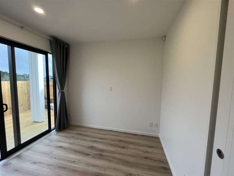 30 Morus Road Massey_10