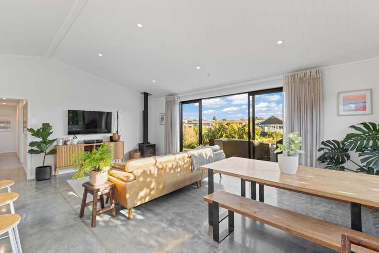 22a Jules Crescent Bell Block_9