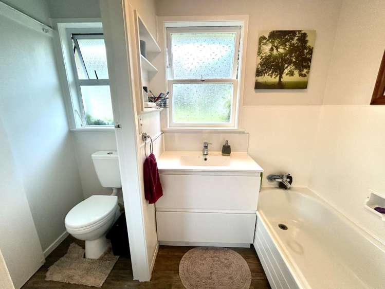 305 Clayton Road 1134_2