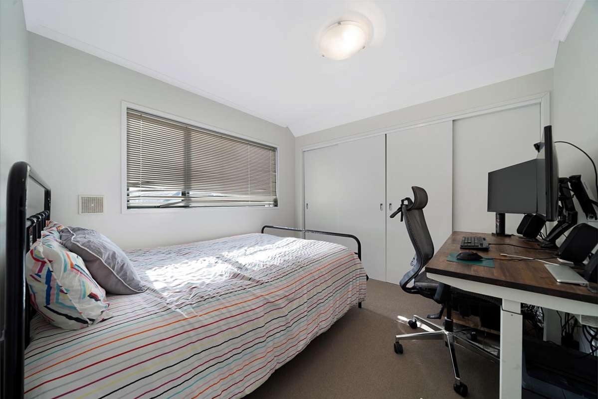 120/172 McLeod Road_3