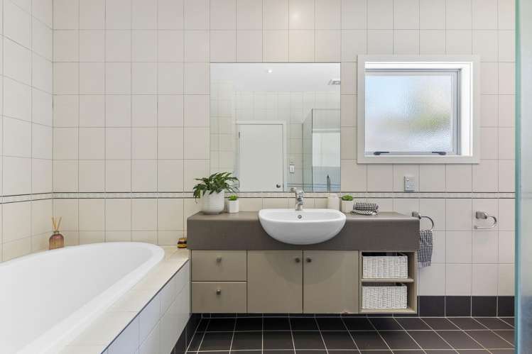 8 Rawhitiroa Road Kohimarama_22