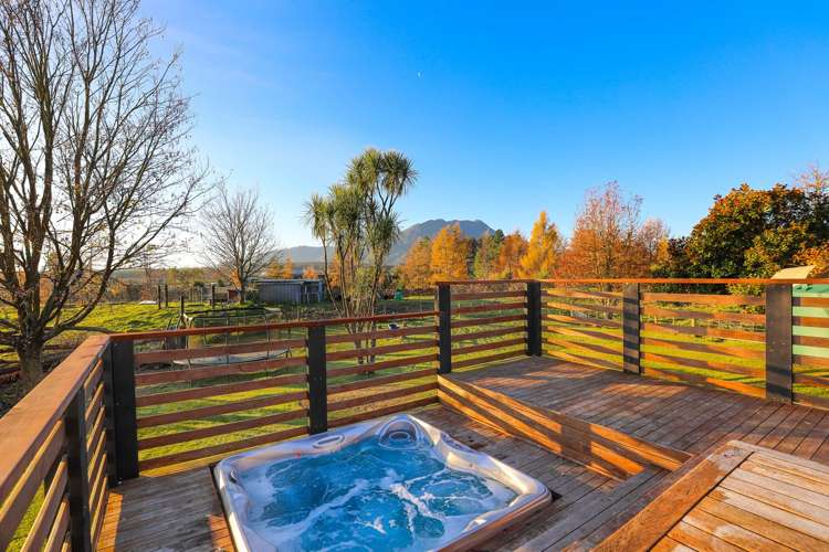 198 Caroline Drive Maunganamu_8