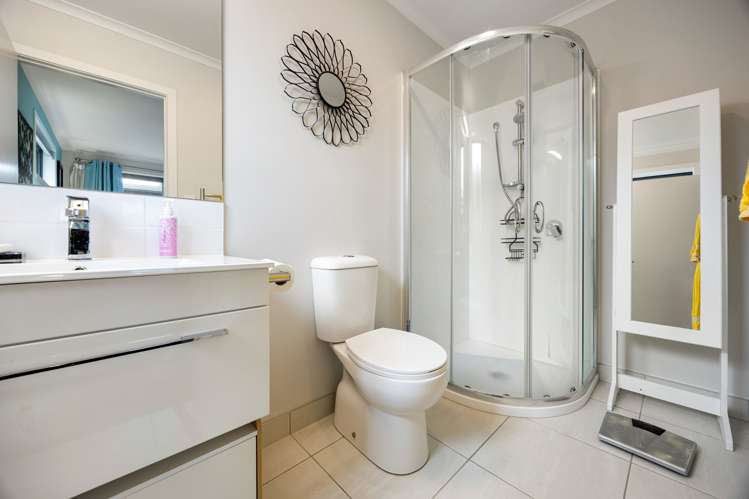 56 Benjamin Avenue Rototuna North_12