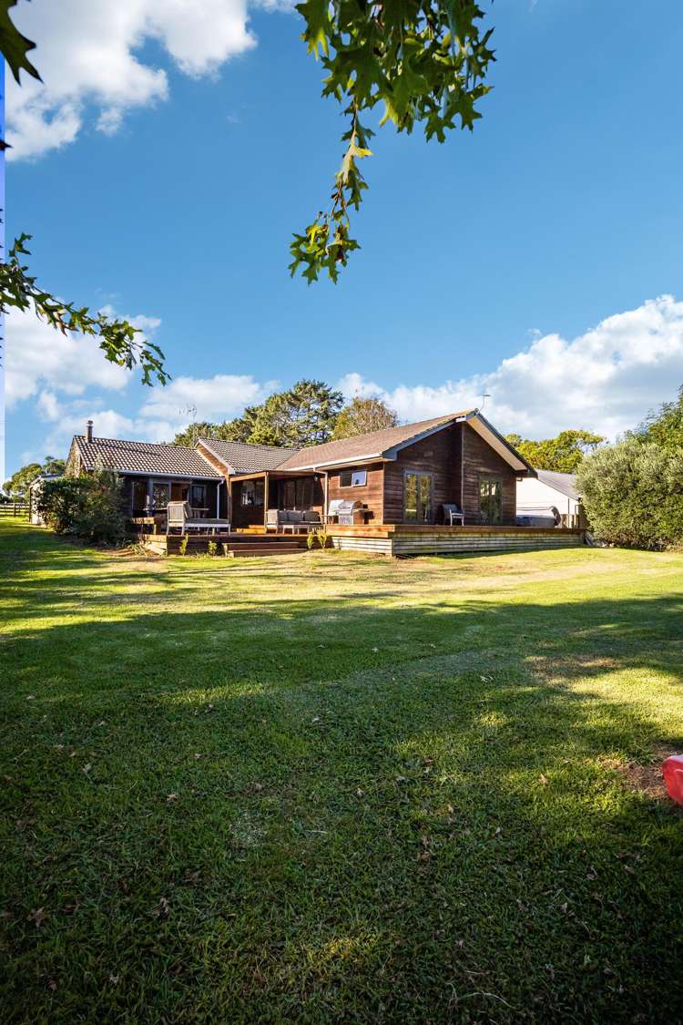 92 Estuary View Road Waiau Pa_40