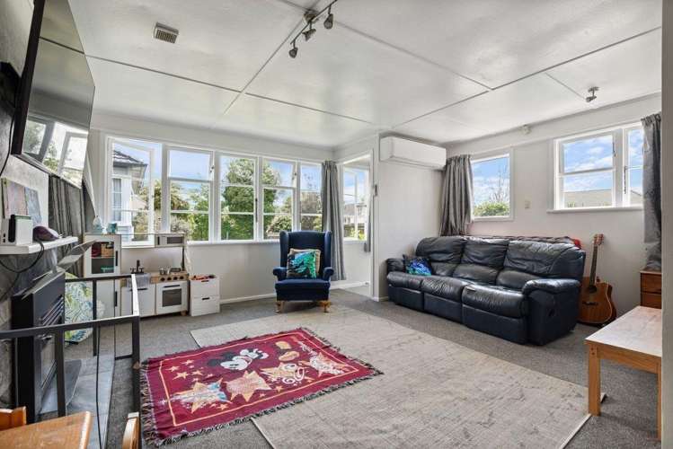 14 Clinkard Avenue Glenholme_4