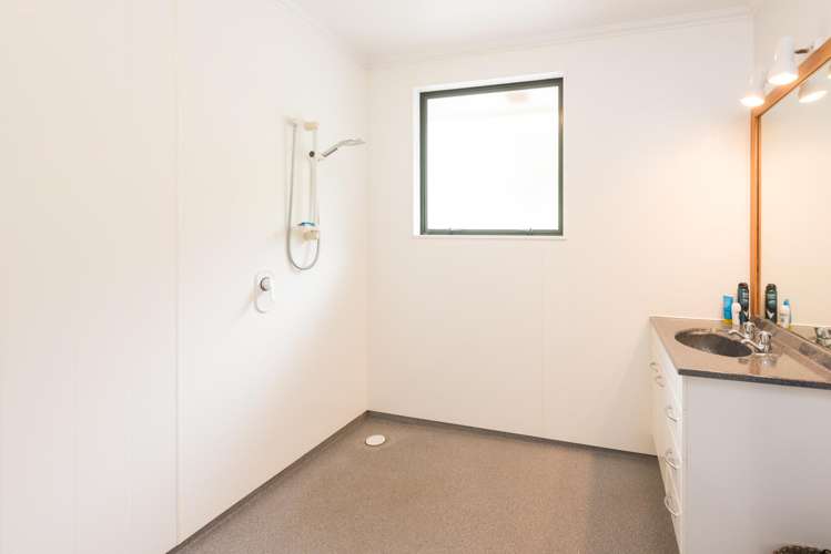 3 Ruataniwha Place Okiwi Bay_15