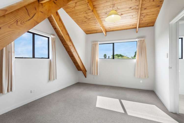 2/115 Titirangi Road New Lynn_9