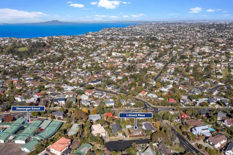 1 Alnack Place Torbay_17