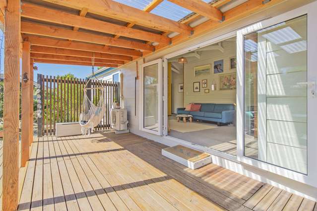 16 Ensors Place Waikuku Beach_2