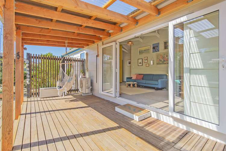 16 Ensors Place Waikuku Beach_2