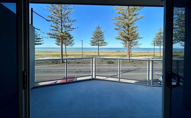 599b Marine Parade Napier South_1