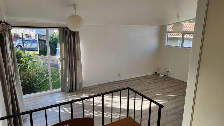 27 Cheval Drive Totara Vale_6