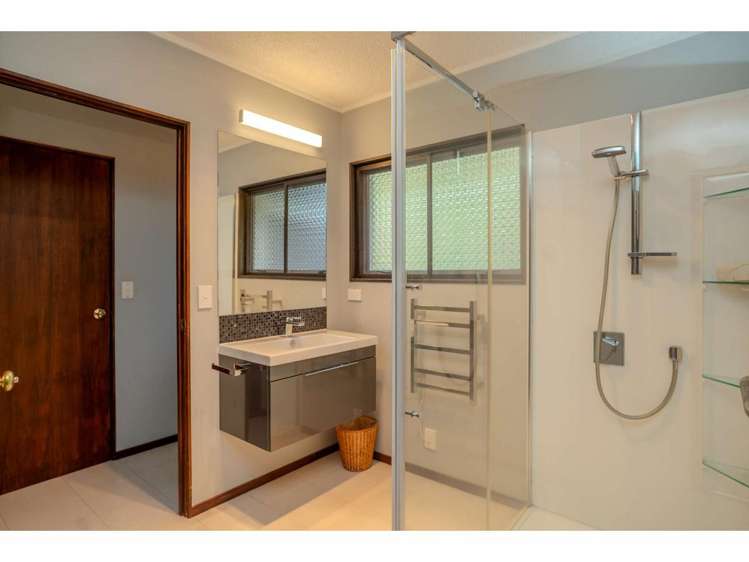 7 The Lookout Kerikeri_30