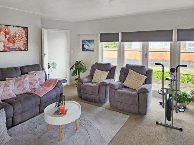 54 Parkway 10629_4