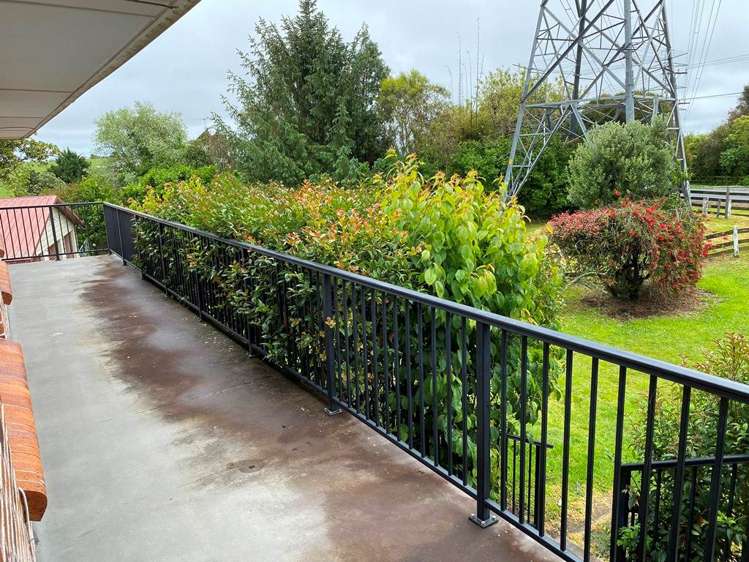 181 Redoubt Road Flat Bush_11