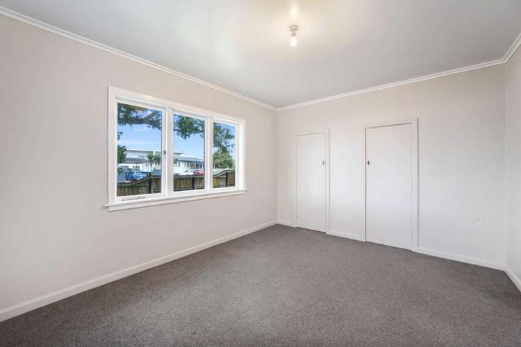9 Vanguard Road Kelston_13