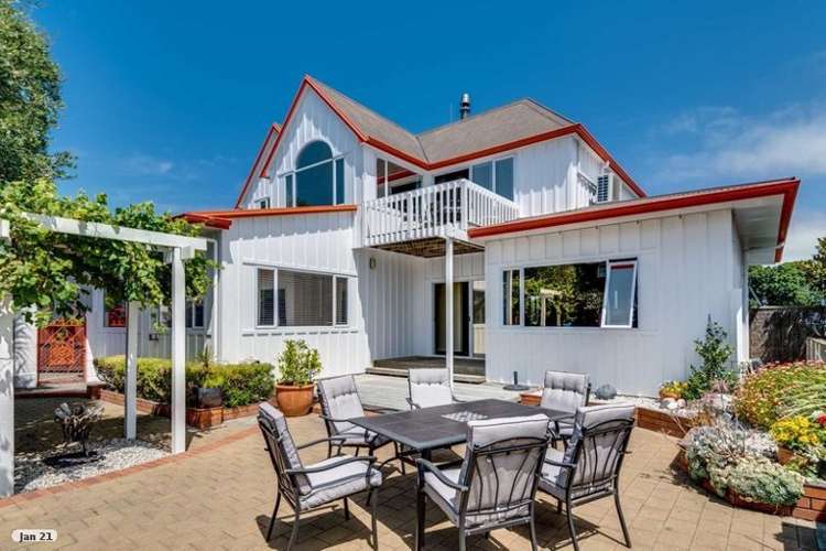 121 Thompson Road_0